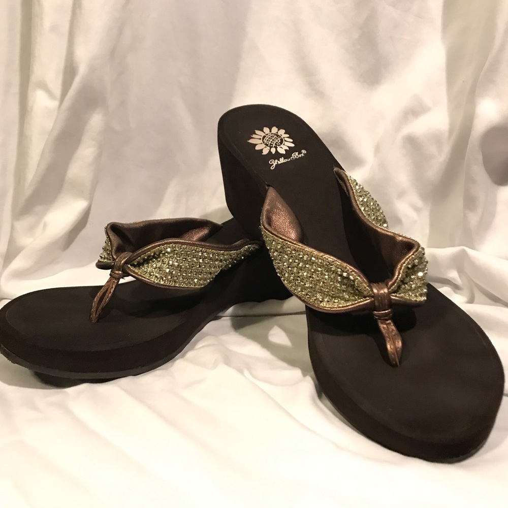 Like New - Yellow Box - Gold/Bronze Wedge Flips